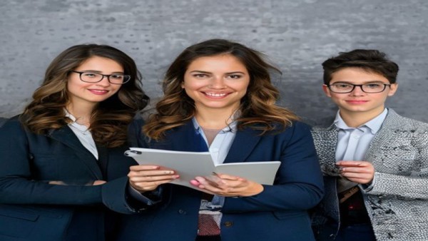 고령화 시대, 인생 2막을 넘어 새로운 지평을 열다: 액티브 시니어와 사회혁신