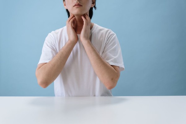 수면 무호흡 코골이 목둘레