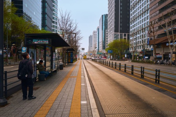 지방 도시 빈 점포가 늘어선 거리